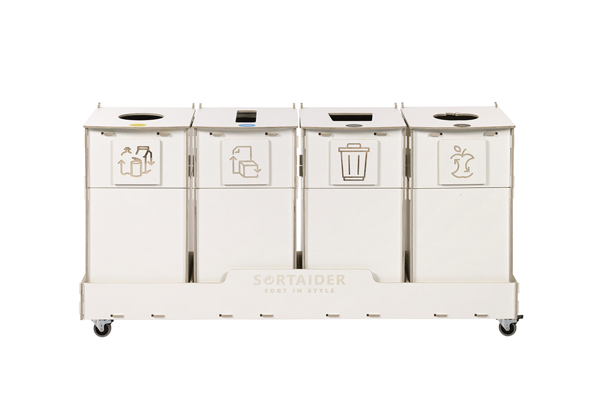 Recycling bin – A sleek and functional 40-liter white recycling bin with 4 compartments, blending modern design with sustainability.