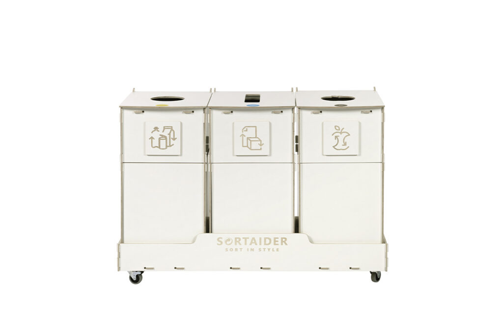 Recycling bin – A practical 60-liter white recycling bin featuring 3 compartments, perfect for organized waste separation.