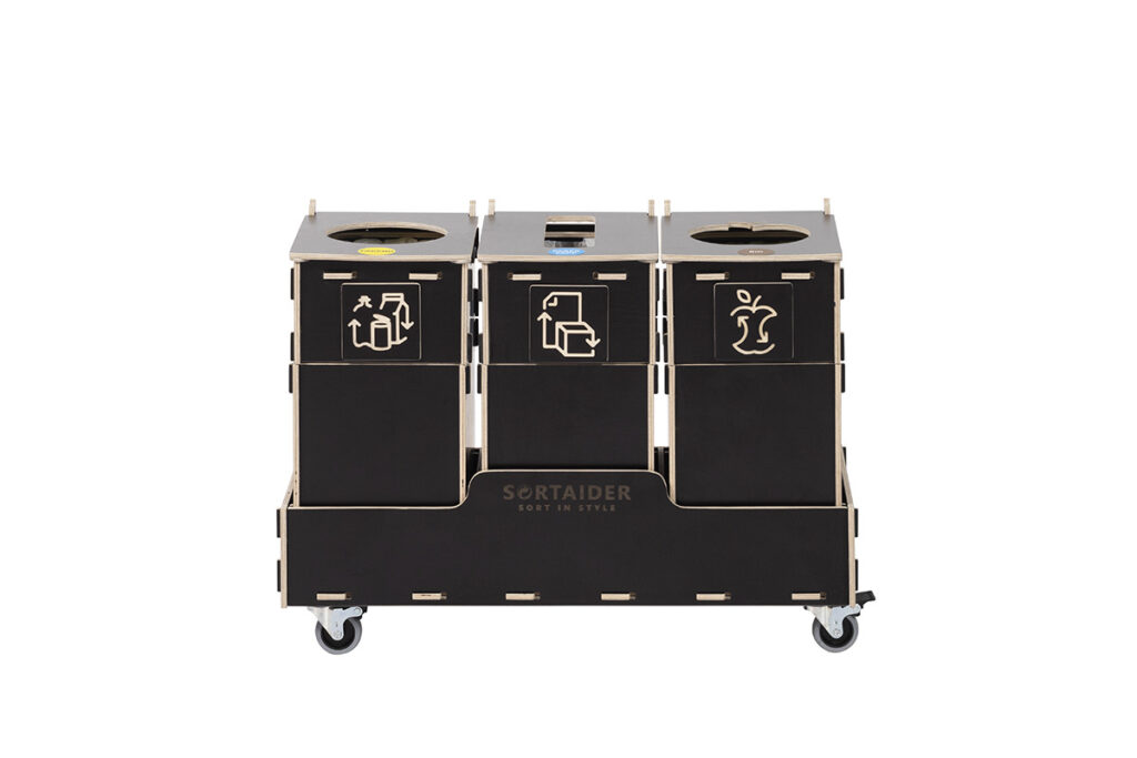 Recycling bin – A practical 10-liter brown recycling bin featuring 3 compartments, perfect for organized waste separation.