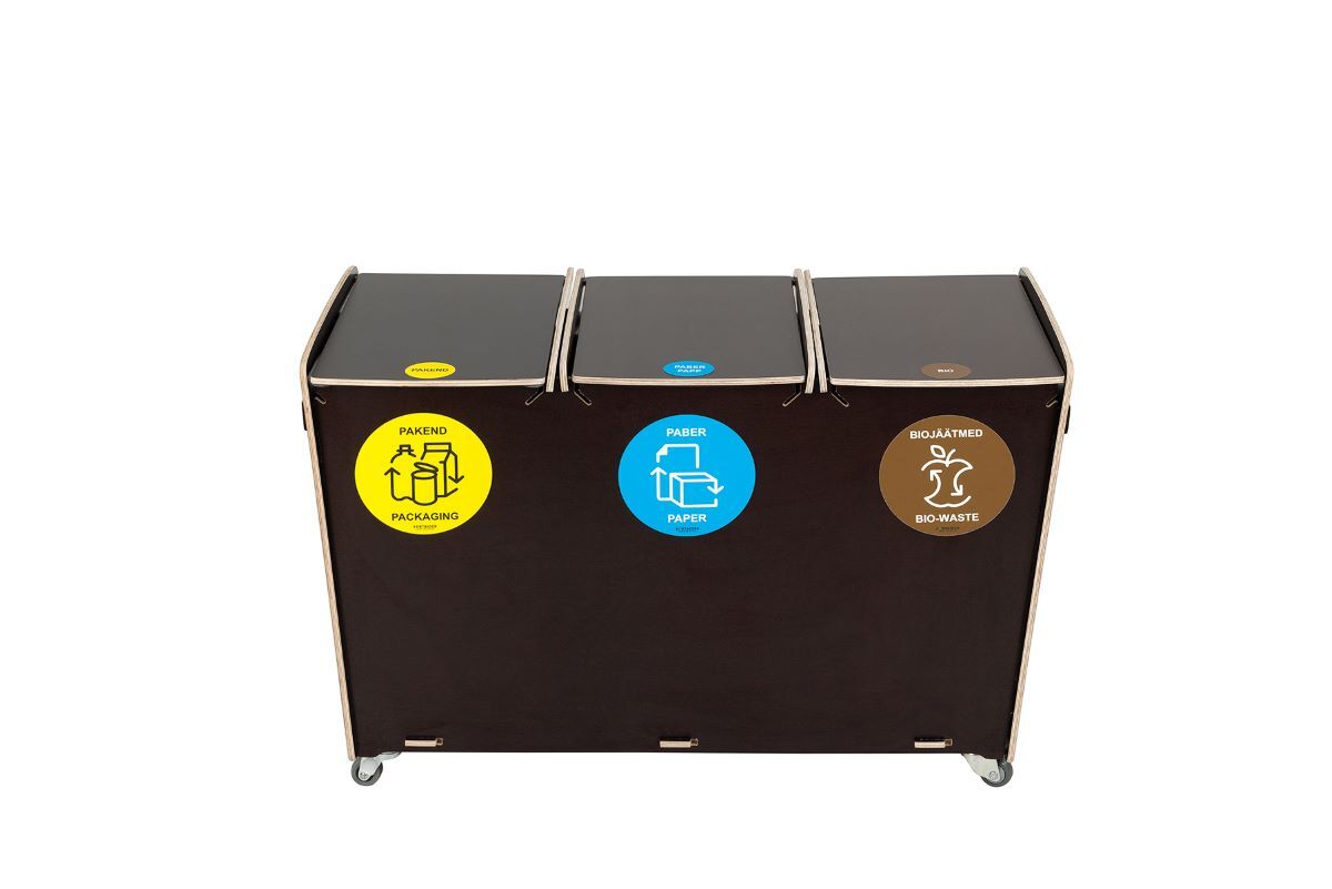 Practical brown recycling bin with 3 compartments for plastic, paper, and mixed waste. Ideal for optimized recycling in public spaces. Capacity: 20 liters