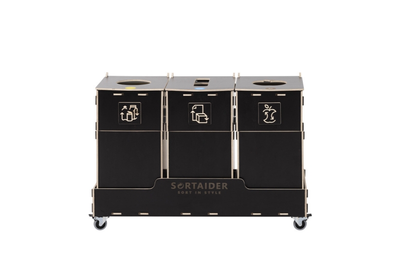 Affaldssorteringsstationen Sorter 30B3 med tre 30 l rum til papir, emballage og bioaffald.
