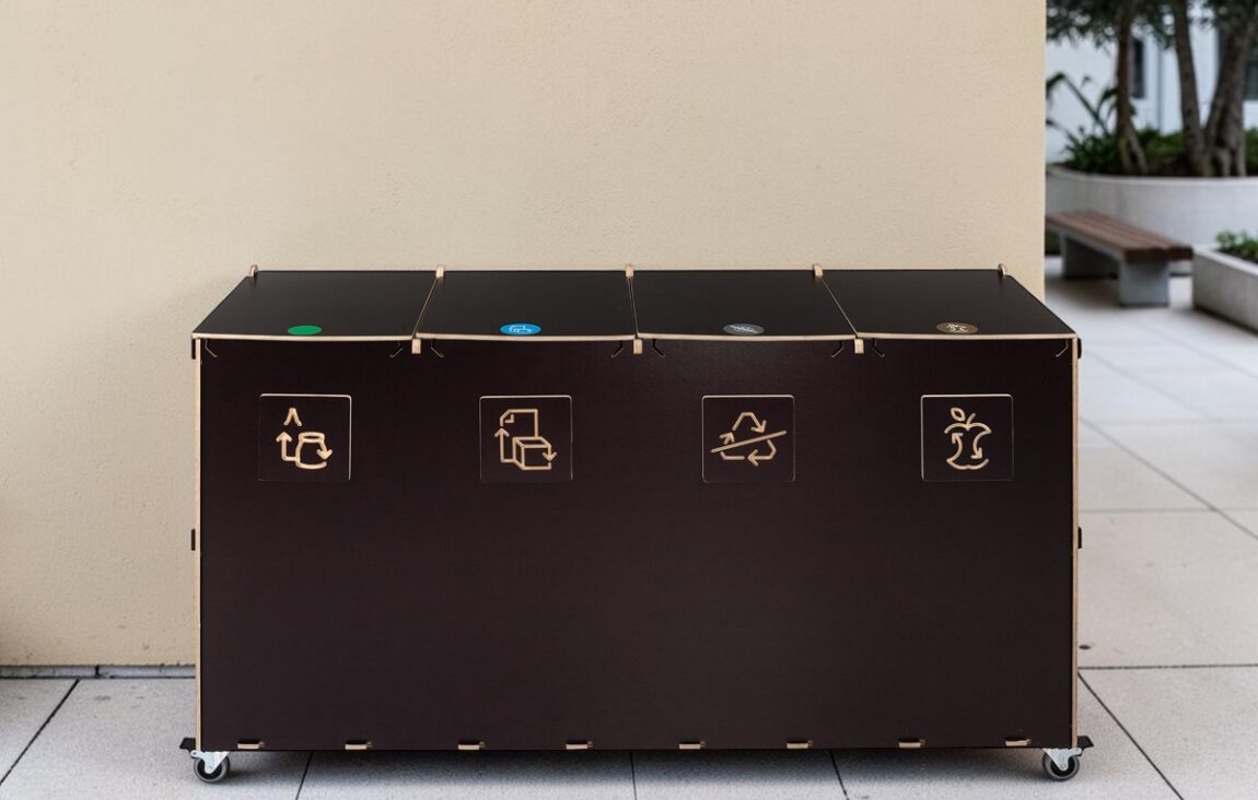 Courtyard Recycling Bin for Waste Sorting in school courtyards, campus outdoor spaces and shared educational areas.