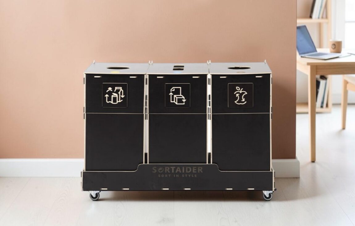 Home Office Recycling Bin for Waste Sorting in home offices, private workspaces and remote working environments.