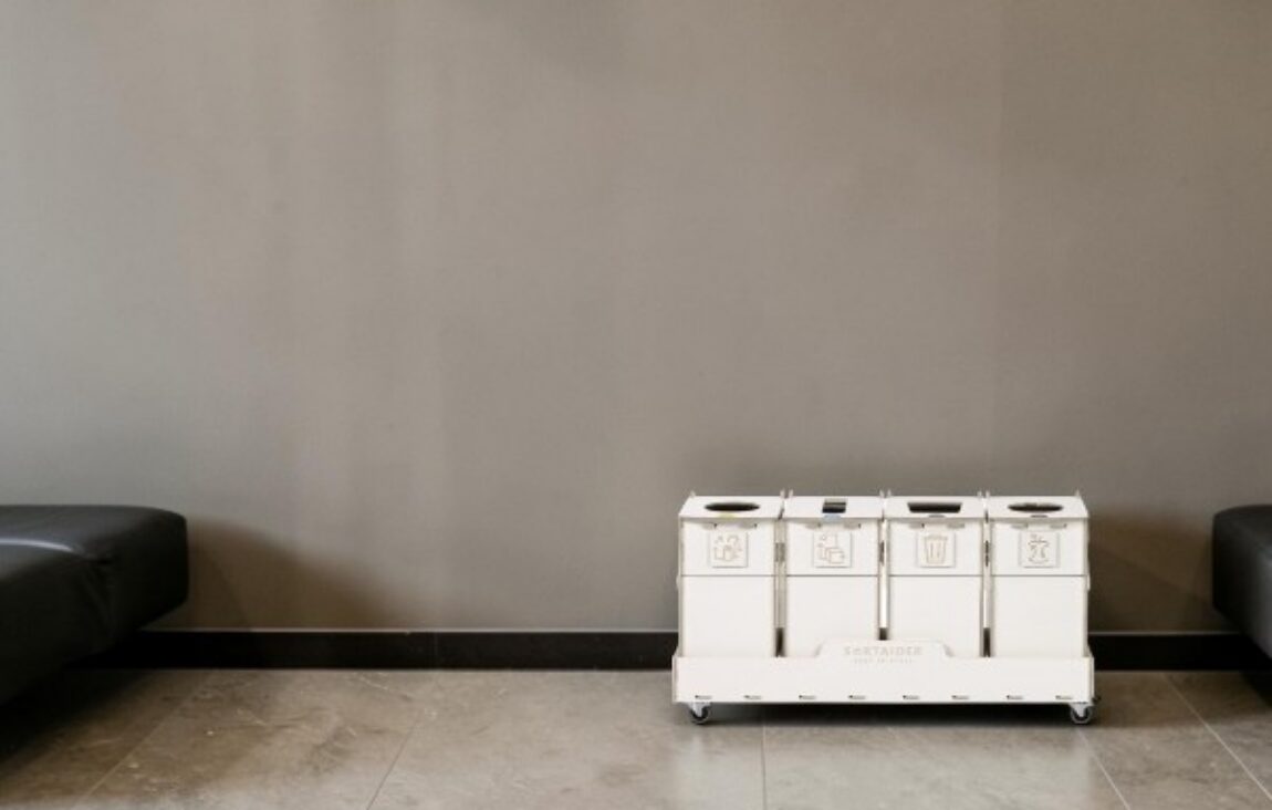 Reception Lounge Recycling Bin for waste sorting in reception lounges, visitor waiting areas and welcome spaces.
