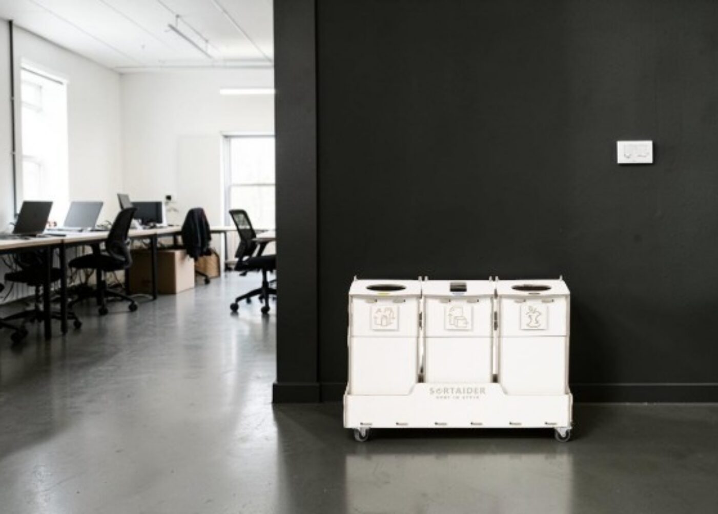 Shared Workspace Recycling Bin for Waste Sorting in collaborative workspaces, open-plan offices, shared desks and team working areas.