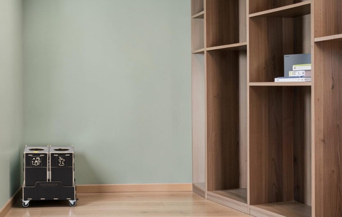 Small Office Recycling Bin for Waste Sorting in small offices, private workspaces and compact workplaces.