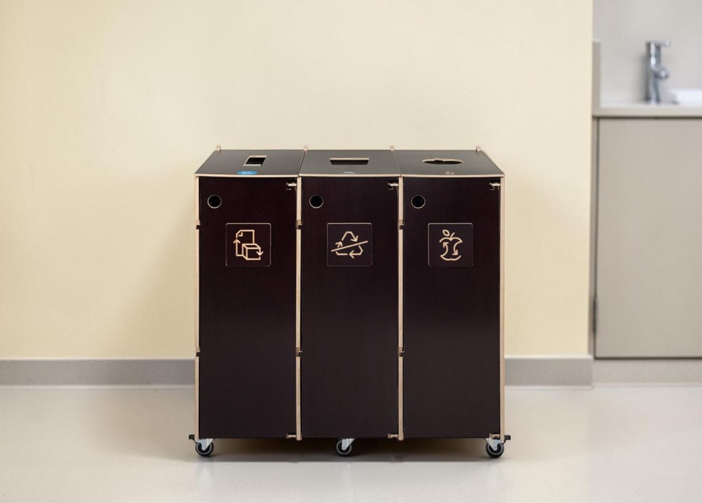 Treatment Room Recycling Bin for Waste Sorting in treatment rooms and healthcare facilities.