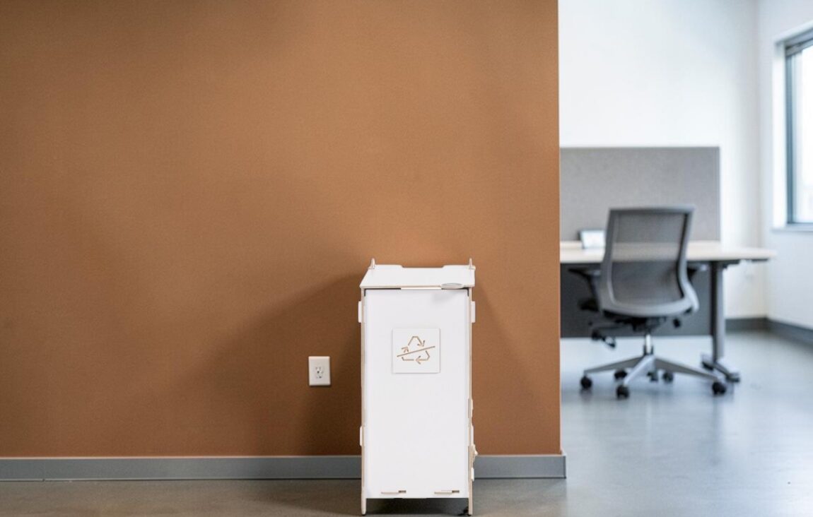 Workplace Waste Bin for Waste Collection in open-plan offices, team workspaces and professional shared environments.